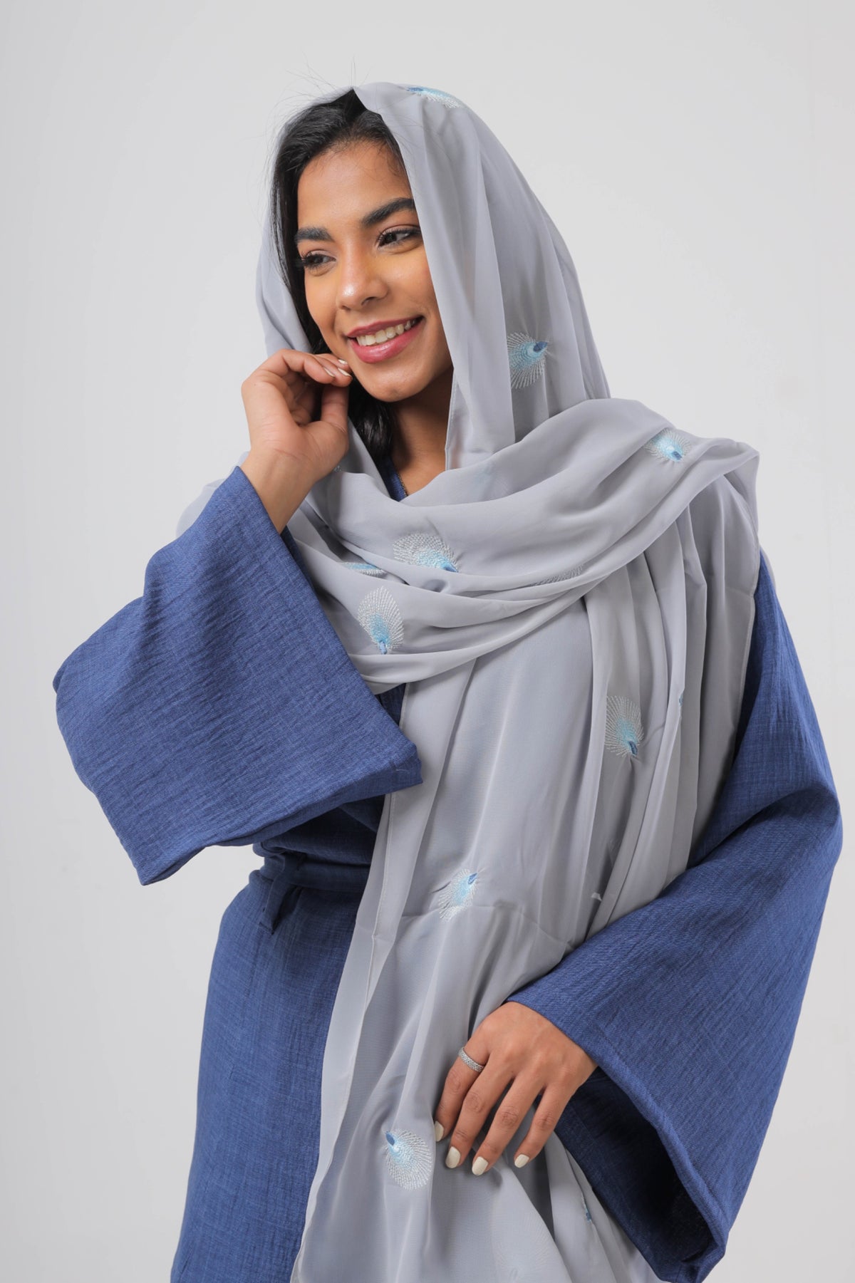 Grey Blow Spirit Embroidered Chiffon Scarf