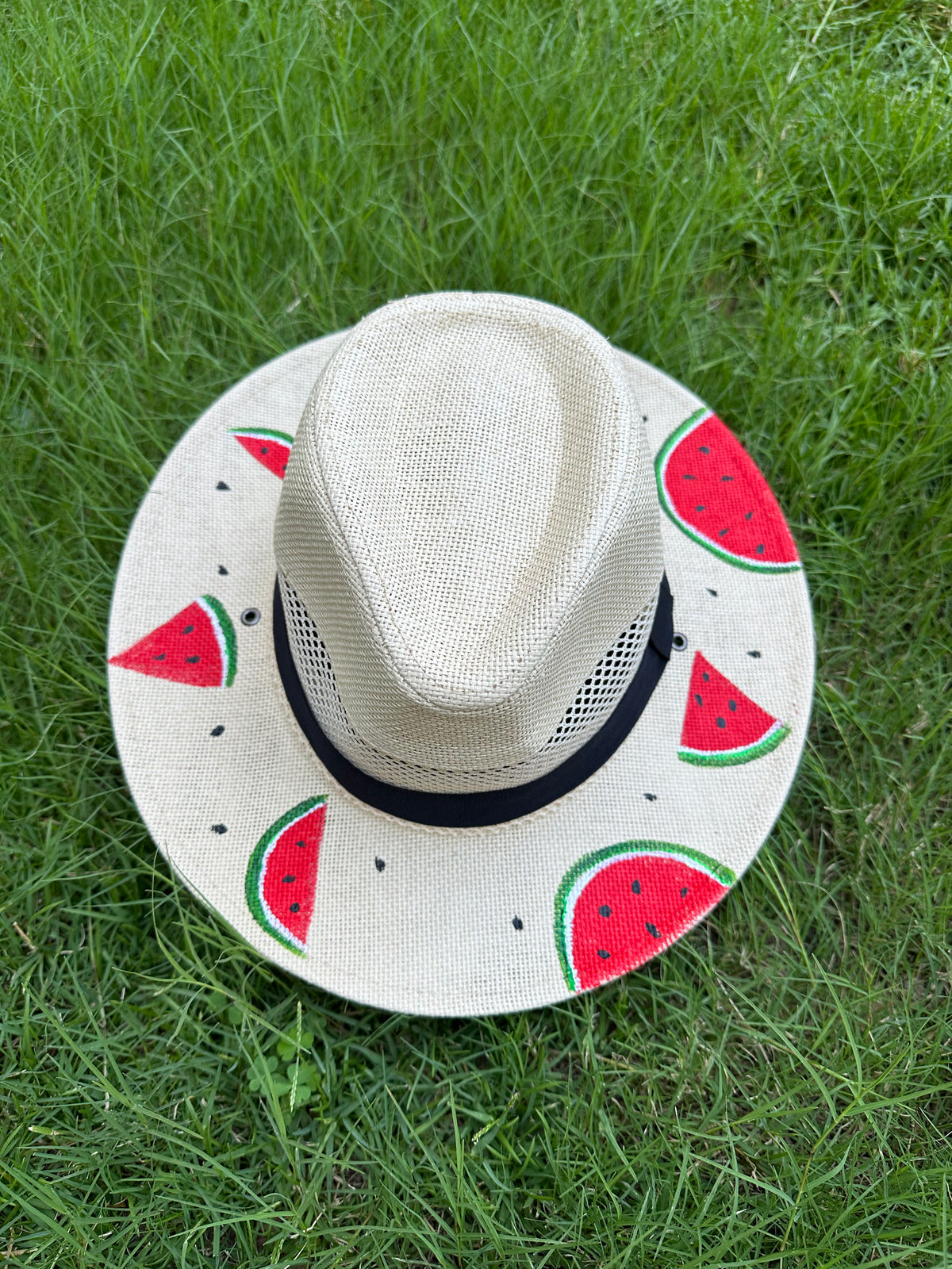 Painted water melon hat in dark beige